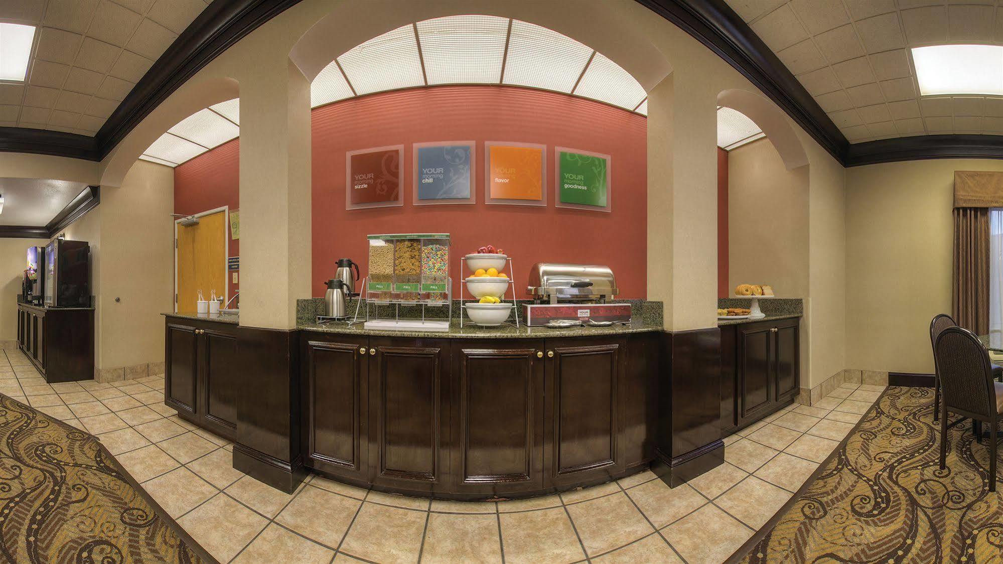 Comfort Suites At Rivergate Mall Goodlettsville Exterior photo